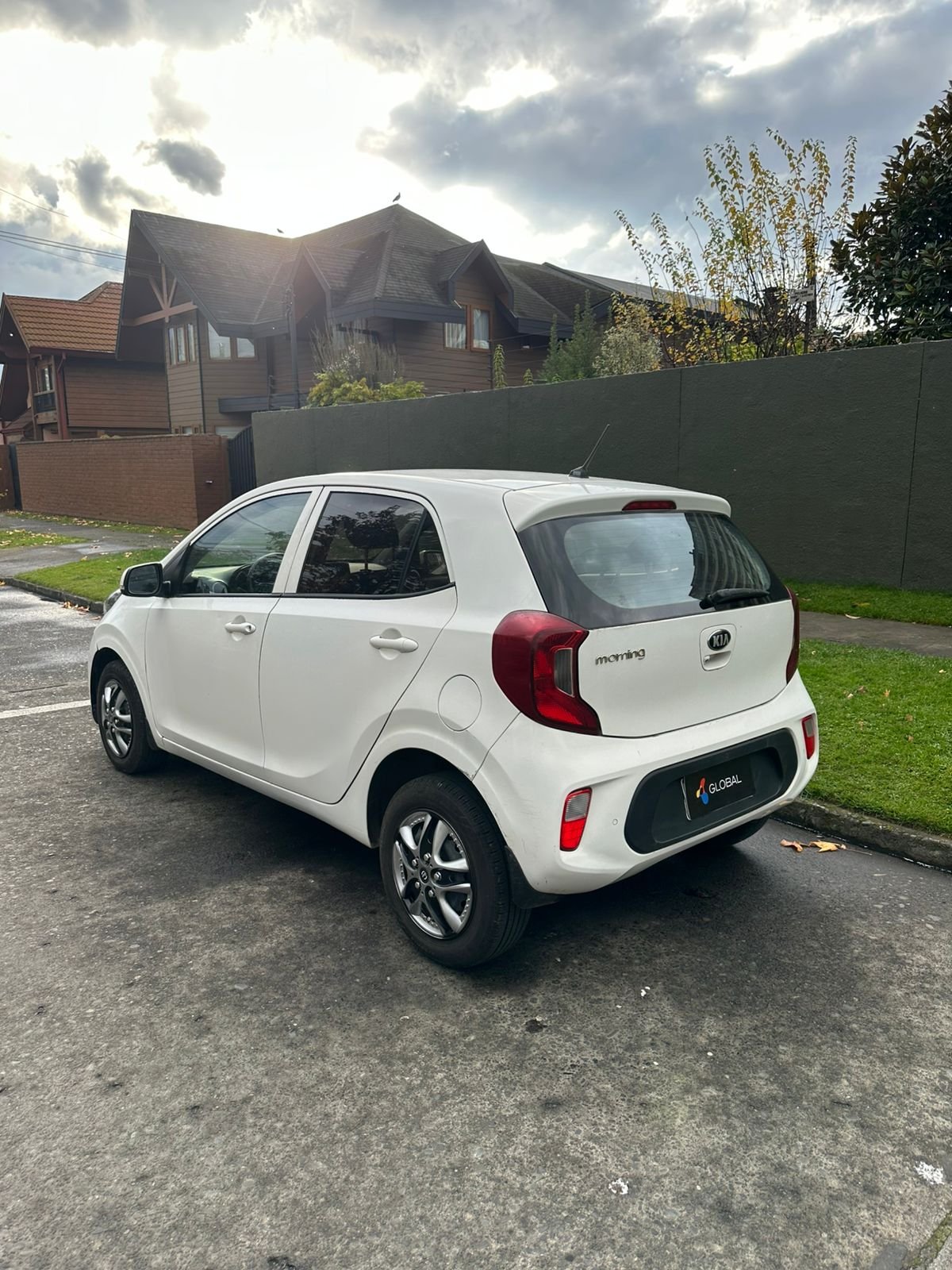 
								Kia Morning 1.2 Full 2020 – Económico y Equipado full									